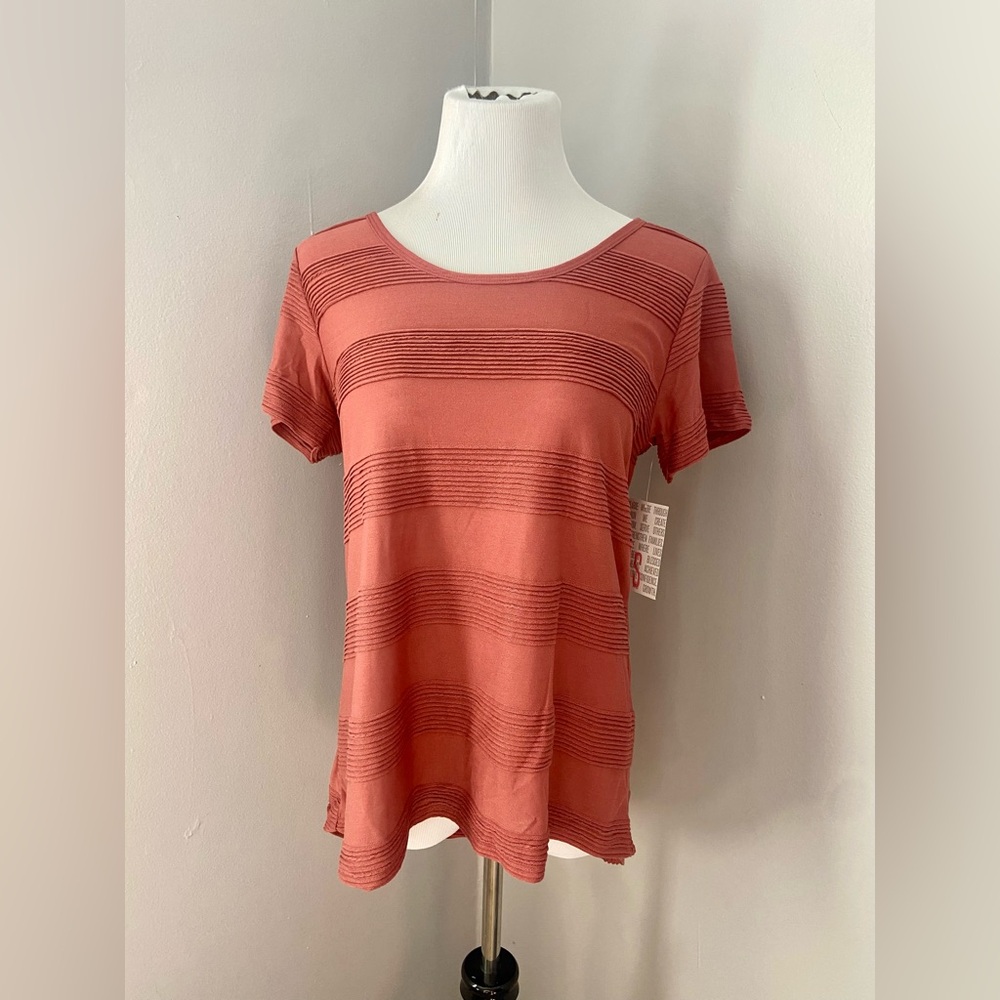 LuLaRoe Classic T Shirt NWT Orange/Rust Textured Horizontal Stripes Short Sleeve